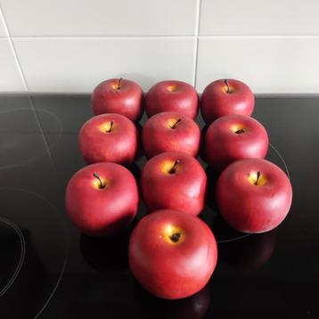 Decoratie appels  beschikbaar voor biedingen