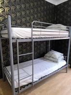 Lits superposés IKEA SVÄRTA – avec matelas – 60 euro, Huis en Inrichting, Slaapkamer | Stapelbedden en Hoogslapers, Ophalen, 90 cm