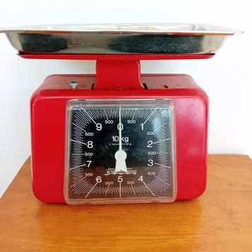 Retro keukenweegschaal Stube beschikbaar voor biedingen