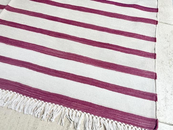 Handgeweven NIEUW tapijt (125 x 180 cm), Antiek en Kunst, Antiek | Tapijten, Tafelkleden en Textiel, Verzenden