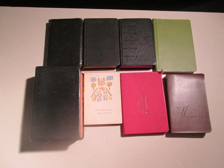 8 beaux vieux livres religieux/religieux, Livres, Religion & Théologie, Utilisé, Enlèvement ou Envoi