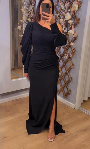 Robe a louer 🤩 €70 uniquement  beschikbaar voor biedingen