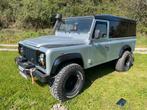 Land Rover Defender TD4 2,4 2007 Utilitaire état Nickel, Autos, Land Rover, USB, Argent ou Gris, Achat, 2400 cm³