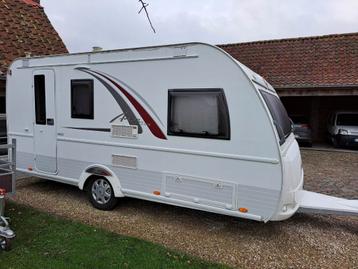 Te Huur: trekcaravans beschikbaar voor biedingen