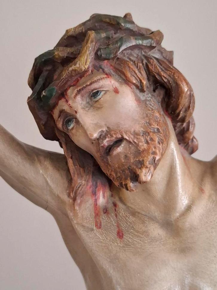 HOUTEN CORPUS CHRISTI GEPOLYCHROMEERD, Antiek en Kunst, Antiek | Religieuze voorwerpen, Ophalen