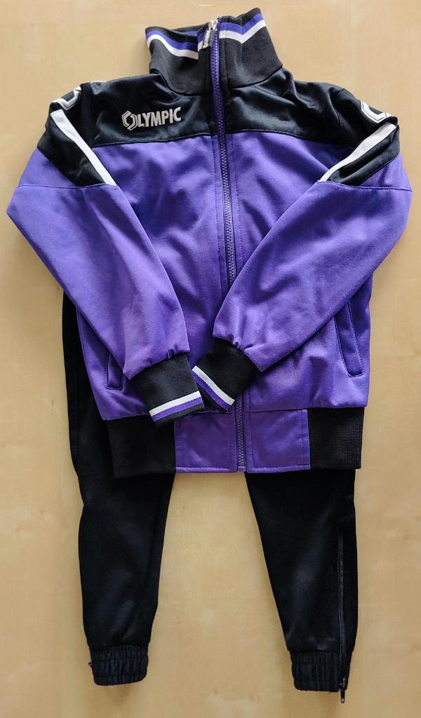 Jogging Olympic, Kinderen en Baby's, Kinderkleding | Maat 128, Gebruikt, Jongen of Meisje, Sport- of Zwemkleding, Ophalen of Verzenden