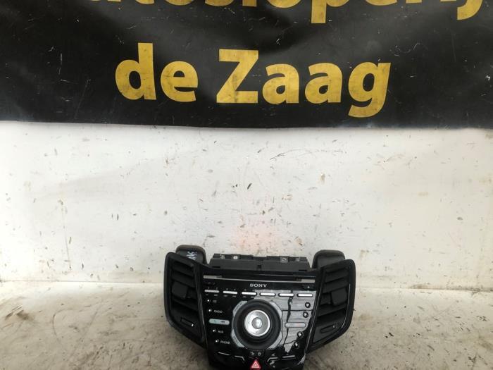 Radio van een Ford Fiesta, Auto-onderdelen, Elektronica en Kabels, Ford, Gebruikt, 3 maanden garantie, Ophalen of Verzenden
