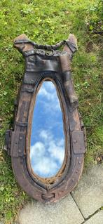 Grand collier de cheval de trait transformé en miroir, Ophalen