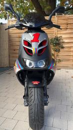 Aprilia sr.  A klasse, Fietsen en Brommers, Scooters | Aprilia, Ophalen, Zo goed als nieuw