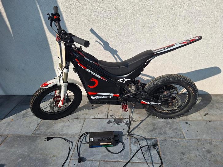 Oset 16" elektrische kinder crossbrommer, Fietsen en Brommers, Minibikes, Midibikes en Pitbikes, Zo goed als nieuw, Ophalen