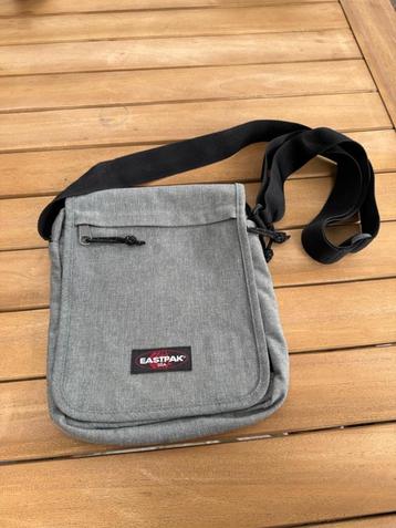 EASTPAK FLEX schoudertas beschikbaar voor biedingen