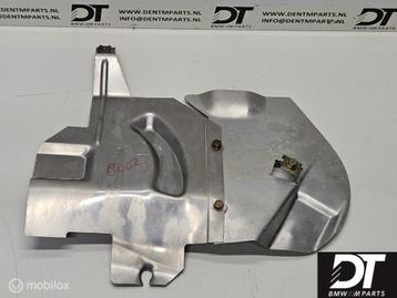 Hitteschild BMW 8-serie E31 ('90-'99) 32211137535 beschikbaar voor biedingen