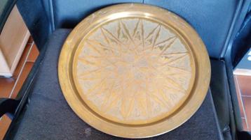 grande  assiette  décorative en  laiton style  marocain beschikbaar voor biedingen