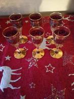 6 oude likeurglaasjes, Enlèvement