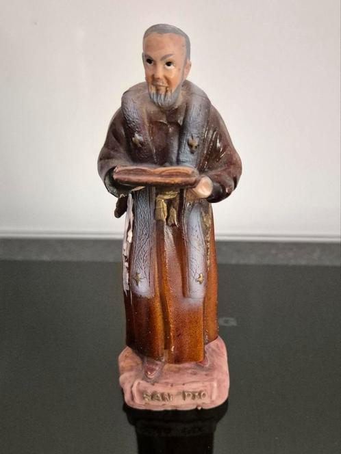 Heiligenbeeldjes 4 euro per stuk, Antiek en Kunst, Antiek | Religieuze voorwerpen, Ophalen