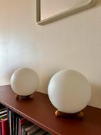 Paire de lampes en verre opalin et bois, Ophalen of Verzenden, Gebruikt, Glas