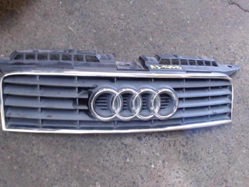 Calandre Audi A3 2 2003-2008 LP/14913, Auto-onderdelen, Carrosserie, Audi, Voor, Gebruikt, Ophalen