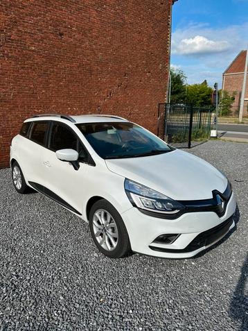Renault Clio 1.2 TCe| CRUISE, NAVI, KEYLESS, 33268 km! beschikbaar voor biedingen