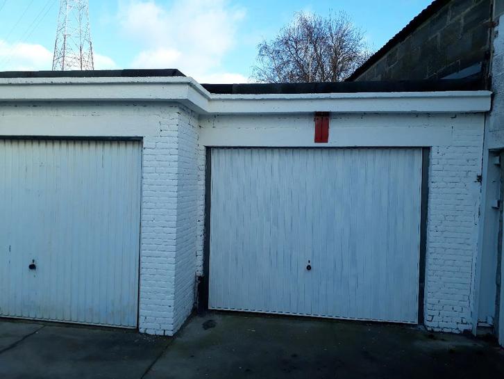 garage a louer a seraing  sec propre facile d'accès 16 M2, Immo, Garages & Places de parking, Province de Liège