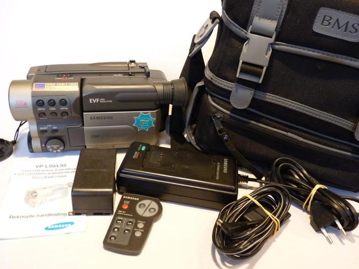 Samsung VP-L90, video8, oplaadplaat, oplader, Audio, Tv en Foto, Videocamera's Analoog, Camera, 8mm, Ophalen of Verzenden