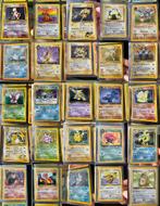 GEZOCHT: Oude Pokémon Kaarten of nieuwe, grote boxen, Hobby en Vrije tijd, Verzamelkaartspellen | Pokémon, Ophalen