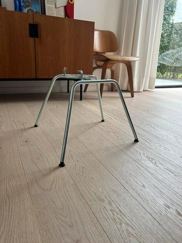 Base Low H (châssis) pour Eames vintage, Enlèvement ou Envoi
