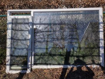 Raam wit PVC beschikbaar voor biedingen
