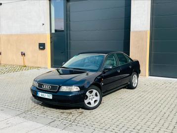 Audi A4 1.6i Essence 