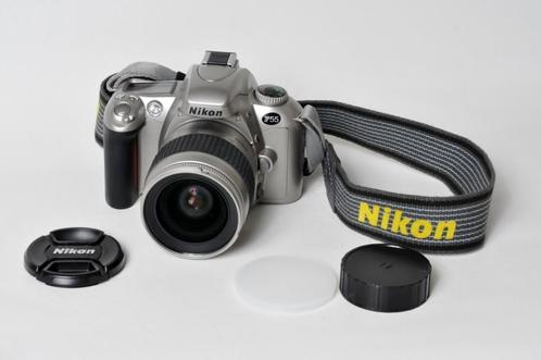 Nikon F 55 AF + Nikon 28-80 mm zoom: 1:3,5-5 ,6G, Audio, Tv en Foto, Fotocamera's Analoog, Zo goed als nieuw, Spiegelreflex, Nikon