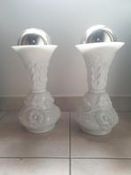 Twee Opaline Melkglas Opaalglas Bloemen Vaas, Moins de 50 cm, Verre, Enlèvement, Utilisé