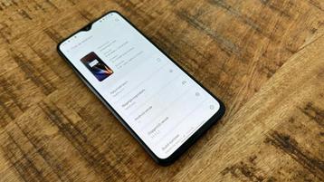 OnePlus 6T, Télécoms, Classique ou Candybar, 6 mégapixels ou plus, Enlèvement, Utilisé