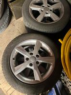 Winter banden van een audi A3 op velg, Auto-onderdelen, Banden en Velgen, Ophalen, Winterbanden, Band(en)