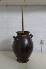 boterkan / stampkarn met aarden pot en stoter  1900, Antiek en Kunst, Ophalen