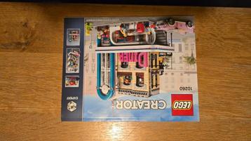 Lego 10260 volledig, nieuw, doos en instructies beschikbaar voor biedingen