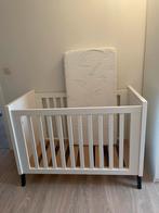 Babybed met matras 60x120, Kinderen en Baby's, Ophalen, Zo goed als nieuw