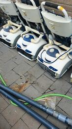 Zwembadrobots 8 stuks zodiac moeten nagezien worden, Ophalen
