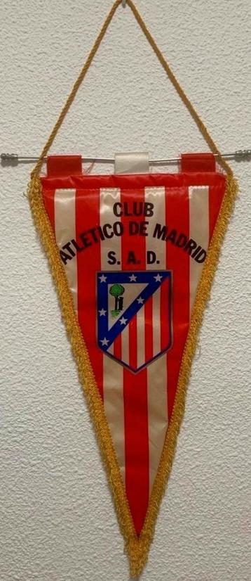 Atletico Madrid 1980s prachtige vintage vaan vaandel voetbal