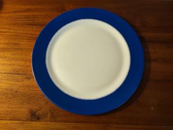 Taartschotel Arcopal met blauwe rand 2 stuks beschikbaar beschikbaar voor biedingen