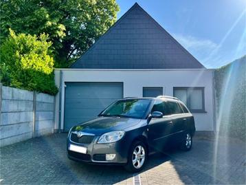 Skoda Fabia Break 1.4i Leder Velgen Airco Trekhaak beschikbaar voor biedingen