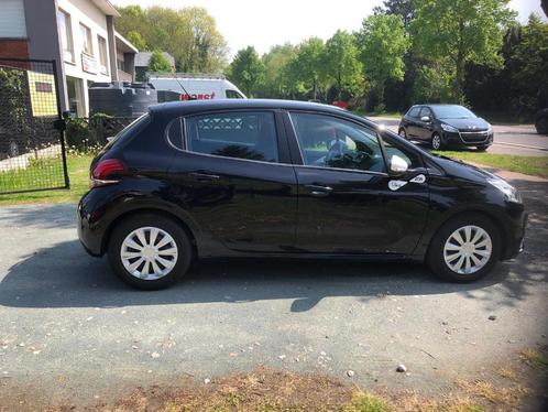 Peugeot 208 1200 benzine 2019 met 61300 km, Auto's, Peugeot, Bedrijf, Te koop, ABS, Airbags, Airconditioning, Alarm, Bluetooth
