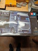 Camion rc actros à assemblée., Hobby & Loisirs créatifs, Modélisme | Voitures & Véhicules, Enlèvement, Camion