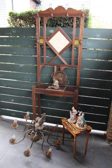 Brocante beschikbaar voor biedingen