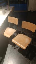 10 chaises de bureau d'école anciennes, Enlèvement