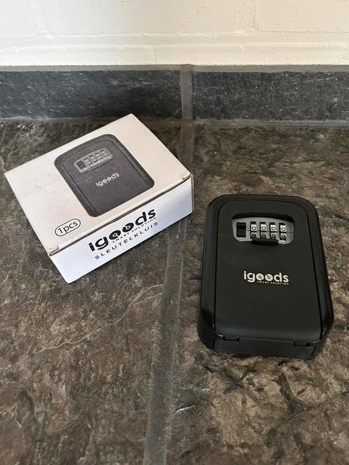 Sleutelkluis voor buiten - merk IGOODS, Huis en Inrichting, Kasten | Lockerkasten, Nieuw, Ophalen