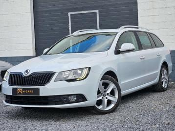 Skoda Superb Pano * Xenon * Cuir (bj 2014) beschikbaar voor biedingen