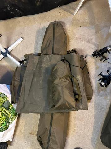 Trakker tempest brolly, Watersport en Boten, Hengelsport | Karpervissen, Ophalen