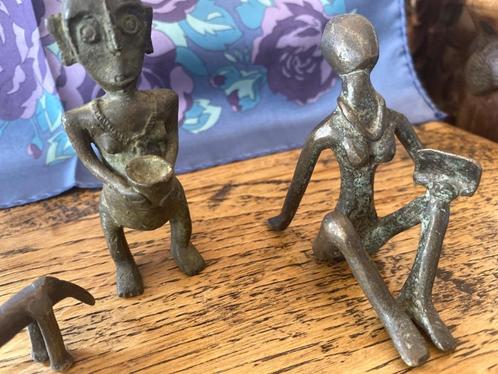 bronze de figurines spéciales africaines 10 à 12 cm, Antiquités & Art, Art | Art non-occidental, Enlèvement ou Envoi