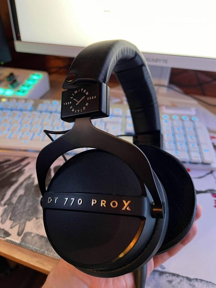 Beyerdynamic DT770 pro X Limited Edition 48 ohm, Audio, Tv en Foto, Hoofdtelefoons, Zo goed als nieuw, Over oor (circumaural)