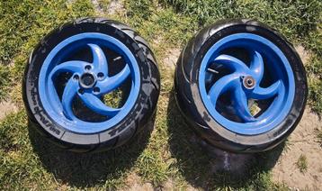 Velgen en lagers  beschikbaar voor biedingen