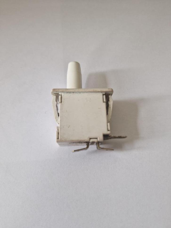 Eindschakelaar hoogteregeling- helling- incline Technogym, Sport en Fitness, Fitnessmaterialen, Gebruikt, Overige typen, Armen